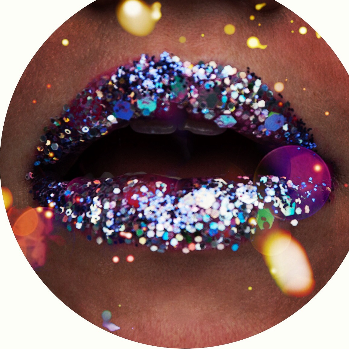 Glitterbox Pic face and body art facepainting