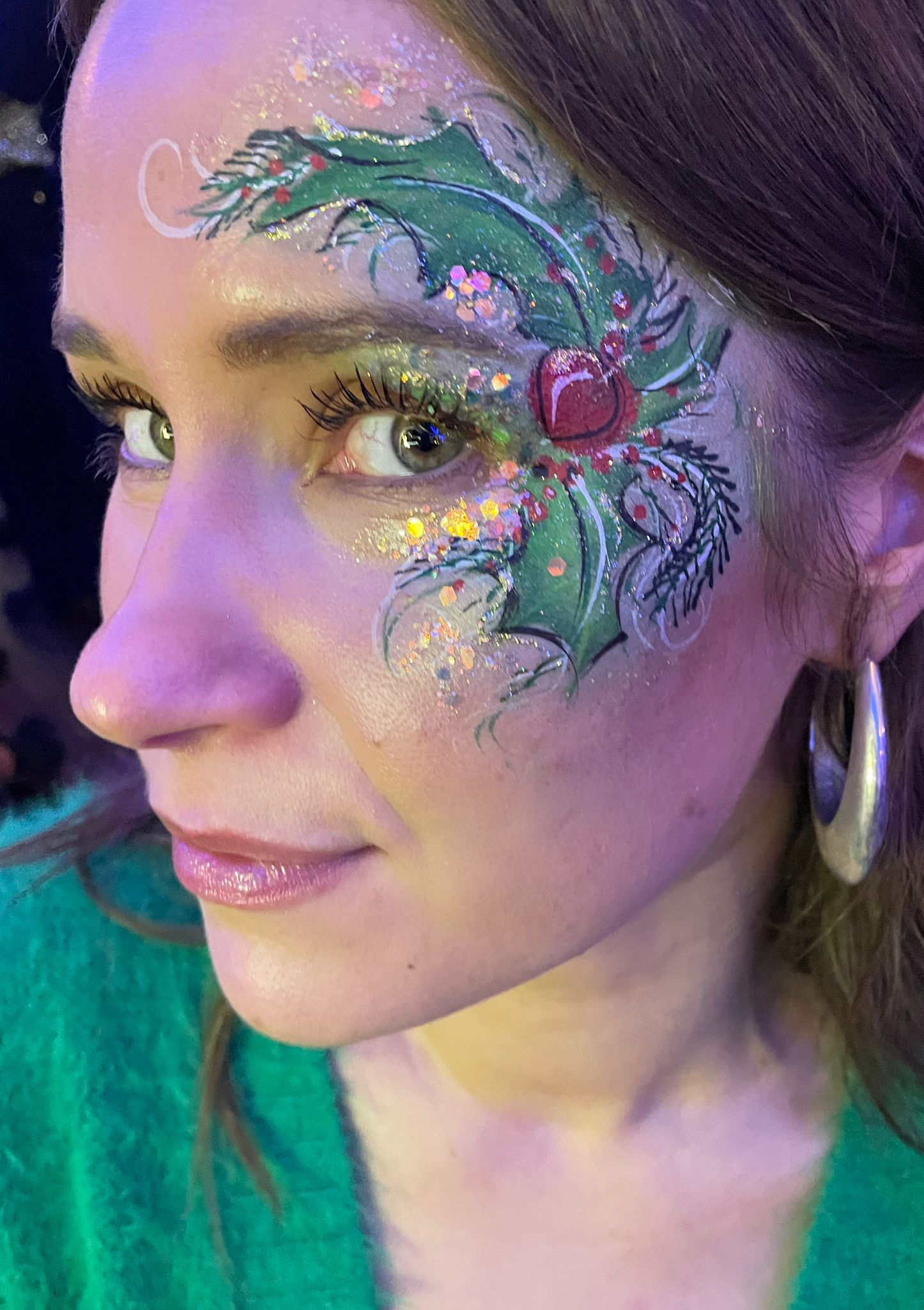 89772 Glitterbox festive facepainting for corporate christmas event